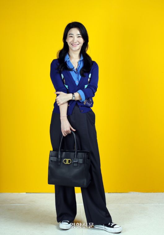 ‘1일 1팩’ 박현정은 비용이 많이 드는 피부과보다 홈케어를 기본으로 피부 관리를 한다. 선임기자 서성일