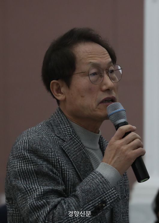 조희연 서울시 교육감이 26일 서울시민청에서 열린 제9회 학생인권의 날 기념식에서 서울특별시 학생인권 조례의 주요 조문을 낭독하고 있다.