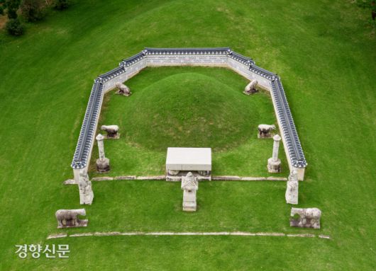 경기 양주 장흥에 조성된 단경왕후 신씨의 온릉. 1506년 9월2일 일어난 중종반정으로 남편이 즉위하여 왕후가 되었다가 불과 7일만에 반정세력에 의해 폐위됐다. 233년만인 1739년 복위됐다. |문화재청 궁능유적본부 제공