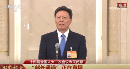 위젠화 중국 해관총서장이 2024년 3월 양회 기자간담회에서 기자들의 질문에 답하고 있다./중국중앙TV(CCTV) 화면 갈무리.