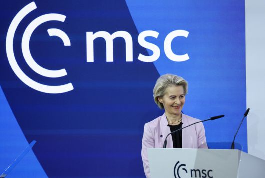 우르줄라 폰데어라이엔 유럽연합(EU) 집행위원장이 지난 14일(현지시간) 뮌헨안보회의에 참석해 발언하고 있다. 로이터연합뉴스