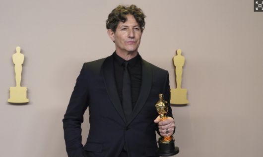 유대인 홀로코스트를 다룬 영화 <존 오브 인터레스트>의 조너선 글레이저 감독. AP연합뉴스