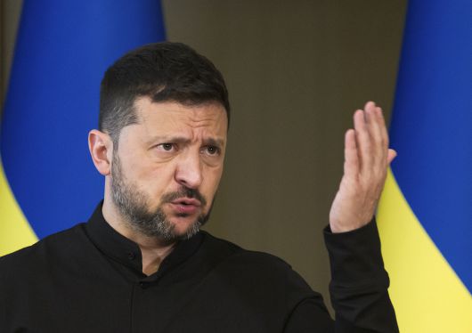 볼로디미르 젤렌스키 우크라이나 대통령이 13일(현지시간) 우크라이나 키이우에서 기자회견에서 발언하고 있다. EPA연합뉴스