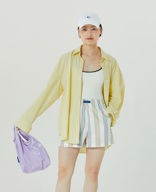 셔츠트렁크 쇼츠의 가장 큰 강점은 실용성이다. 루스한 핏 덕분에 활동성이 좋고 착용감도 가볍다.  핀카 제공