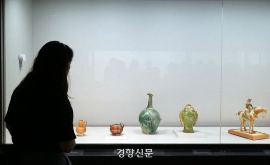 국민당 정부가 내전을 피해 대만으로 옮겨온 70만점 이상의 문화재 중 약 1%만이 전시되어 있지만, 그 1%가 주는 밀도는 상상을 초월했다. 김지윤 기자