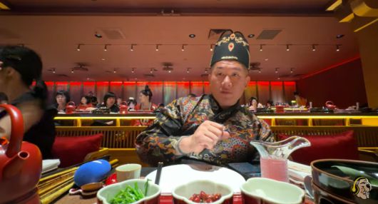 반중 인사로 꼽혀온 대만 유튜버 천즈한(陳之漢)은 최근 자신의 채널에 중국을 여행하면서 중국 발전에 감탄하는 내용의 영상을 올렸다. 유튜브 캡처