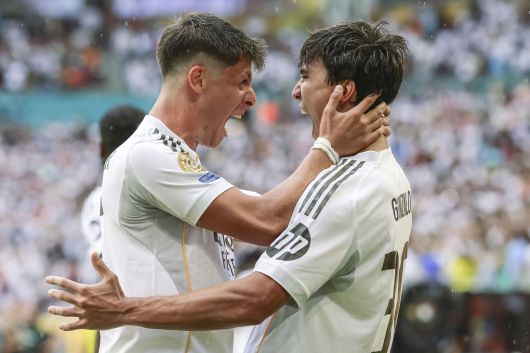 선제 결승골을 넣은 곤살로 가르시아(오른쪽).     마이애미 | EPA연합뉴스