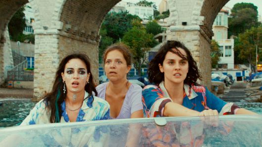 영화 <발코니의 여자들> 스틸컷. 그린나래미디어 제공