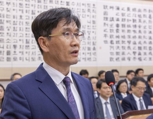 오동운 고위공직자비리범죄처장이 지난달 4일 국회에서 열린 법제사법위원회 전체 회의에서 2024년도 결산안이 처리된 뒤 인사말을 하고 있다. 연합뉴스
