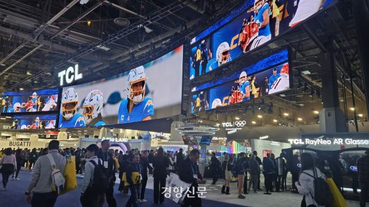 윈 호텔로 무대를 옮긴 삼성전자의 빈자리를 채운 중국 TCL의 모습. TCL은 CES 2026 메인 전시관에서  가장 큰 규모의 전시장을 마련했다. 최민지 기자