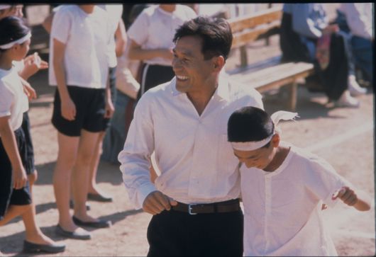 영화 <아름다운 시절>의 한 장면. 경향신문 자료사진