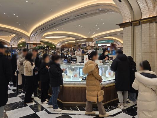 신세계백화점 두쫀쿠 판매 매장. 신세계백화점 제공