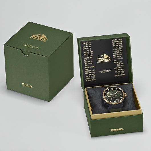 다카이치 사나에 일본 총리는 14일 이재명 대통령에게 태양광 충전, 방위 측정 기능이 더해진 카시오 손목시계를 선물했다. 청와대 제공