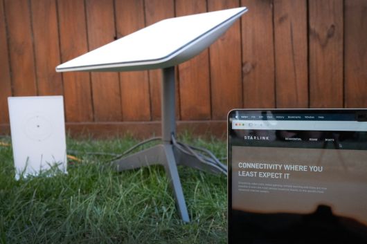 스타링크 위성 인터넷 단말기. 게티이미지