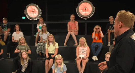 녹화에 참여한 11~13세 어린이들. 모두 부모 동의를 받고 녹화에 참가했다/해당 프로그램 유튜브 화면