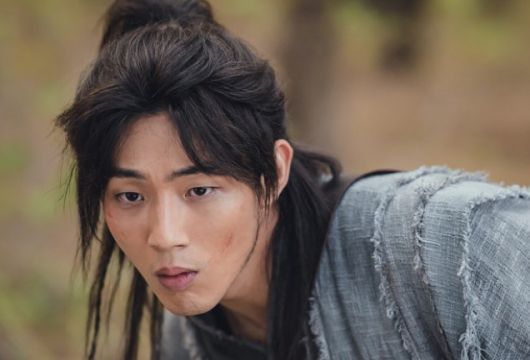 ‘학폭 논란’ 배우 지수, 소속사 “이메일로 제보 받는다”  - 지수 인스타그램 캡처