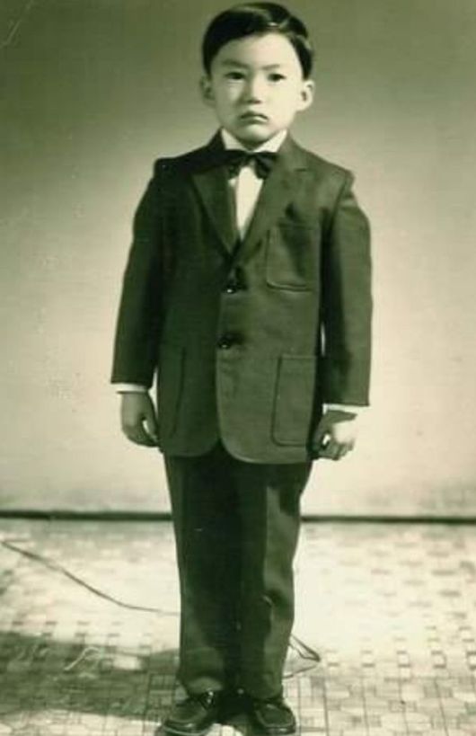 - 조국 전 법무부 장관 어린시절. 김수민 평론가 페이스북 캡처