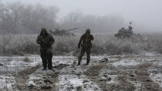 우크라이나 동부 루한스크 지역에서 진지를 지키고 있는 우크라이나 군인들 AFP 연합뉴스
