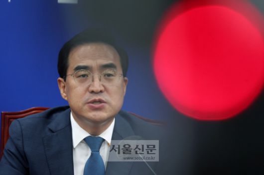 - 박홍근 더불어민주당 원내대표가 28일 서울 여의도 국회에서 열린 원내대핵회의에서 발언하고 있다. 2022.06.28 김명국 기자