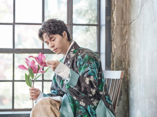 김수인이 ‘베니스의 상인들’에서 맡은 바사니오 분장을 한 모습. 국립극장 제공