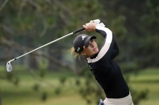 린 그랜트 - 17일(한국시간) 미국 오하이오주 실베이니아의 하일랜드 메도스 골프클럽에서 열린 LPGA투어 다나 오픈에서 우승한 린 그랜트가 샷을 하고 있다. 실베이니아 AP 연합뉴스