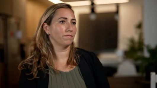 히브리 대학의 데이비스 국제관계학 연구소의 코차브 엘카얌레비 박사는 “하마스가 여성의 몸을 무기로 만드는 방법을 이라크의 이슬람 국가(ISIS), 보스니아 사례로부터 배운 것 같다는 느낌이 든다”고 말한다. BBC 홈페이지