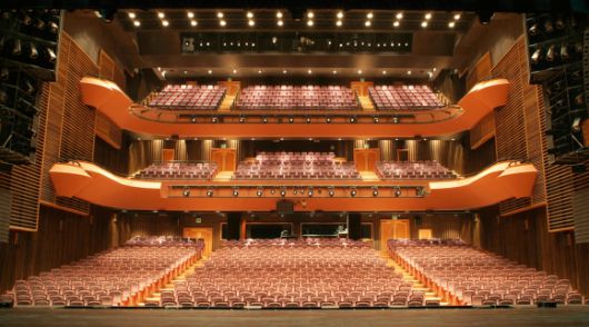 중구문화재단이 운영하는 충무아트센터 내 공연장인 대극장의 모습. ﻿﻿ 중구문화재단 제공