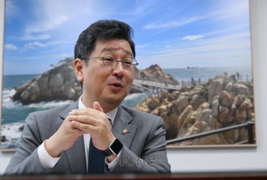 김태선 더불어민주당 의원이 12일 국회 의원회관에서 서울신문과 인터뷰를 하고 있다. 2025.6.12 안주영 전문기자