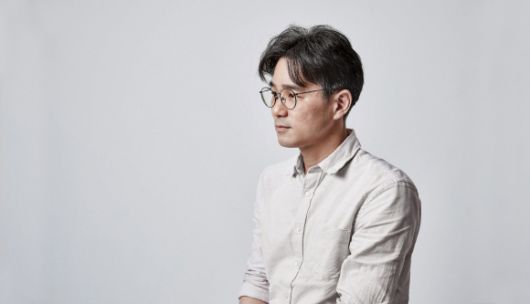 오는 18일부터 닷새 동안 서울 강남구 코엑스에서 열리는 2025 서울국제도서전에는 소설가 장강명 등 다채로운 분야의 창작자들이 함께한다.  서울국제도서전 제공