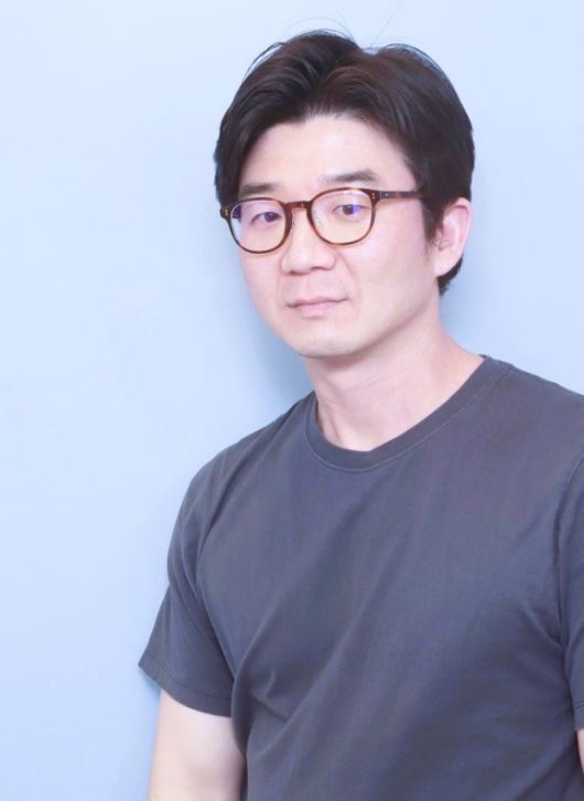 오는 18일부터 닷새 동안 서울 강남구 코엑스에서 열리는 2025 서울국제도서전에는 소설가 김기태 등 다채로운 분야의 창작자들이 함께한다.  서울국제도서전 제공