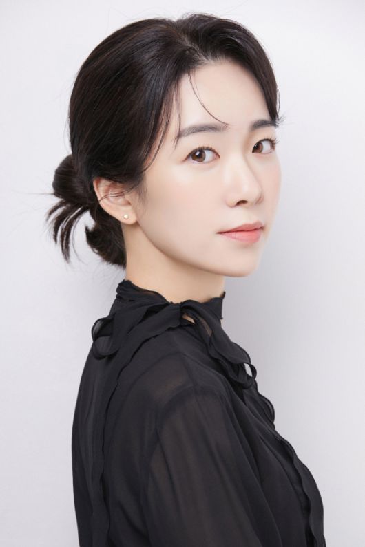 오는 18일부터 닷새 동안 서울 강남구 코엑스에서 열리는 2025 서울국제도서전에는 소설가 장류진 등 다채로운 분야의 창작자들이 함께한다.  서울국제도서전 제공