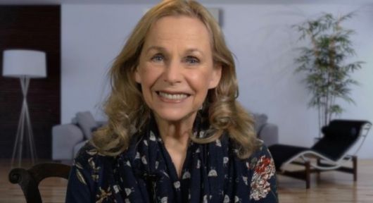 미치 퍼듀는 왜 부유한 사람이 일반인처럼 살아가는지를 묻는 사람들에게 그 답은 ‘주는 기쁨’에 있다고 말한다. 미치 퍼듀 홈페이지