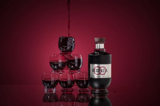 가수 최자가 개발한 복분자주 ‘분자’ [세븐일레븐 제공]