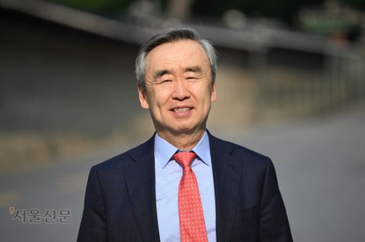 김영석 연세대 명예교수