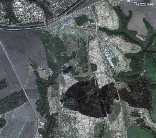 러시아 쿠르스크 지역 포스토얄리예 드보리에 있는 러시아·북한군 야전 캠프가 이미 확장돼 있다는 사실이 지난 4월 15일 위성 사진으로 확인됐다고 분석가들은 말한다. 출처=막서 테크놀러지