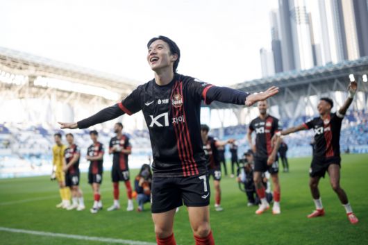 FC서울 정승원이 5월 18일 대구iM뱅크파크에서 열린 2025 K리그1 14라운드 대구FC와의 원정 경기에서 1-0으로 승리한 뒤 기뻐하고 있다. K리그 제공