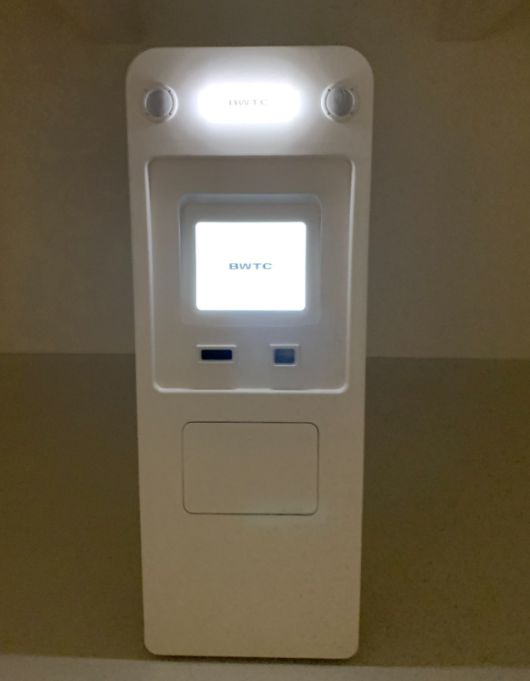 일본의 한 기업이 사람들의 뇌파를 수집해 예술 작품으로 제작하고 이를 판매하는 독특한 프로젝트를 진행해 주목받고 있다. 엑스(옛 트위터) 캡처