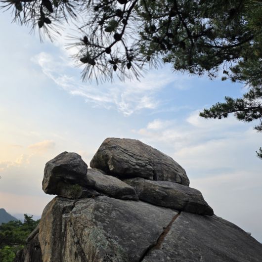 장령산 거북바위