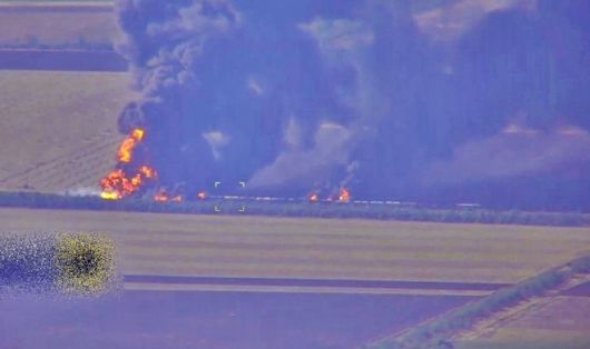 도널드 트럼프 미국 대통령과 볼로디미르 젤렌스키 우크라이나 대통령, 유럽 지도자들 간 워싱턴 회담 직후인 19일(현지시간) 러시아군이 점령 중인 우크라이나 남동부 자포리자주 몰로찬스크에서 우크라이나군 제65독립기계화여단이 자폭 드론으로 러시아군 물류 열차를 폭파했다고 우크라이나 언론이 전했다. 2025.8.19 텔레그램