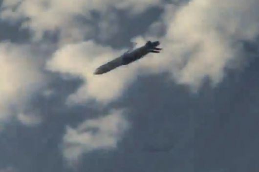 영국이 우크라이나에 제공한 장거리 순항미사일 ‘스톰섀도(Storm Shadow)’가 비행하고 있다. 출처=영국 국방부