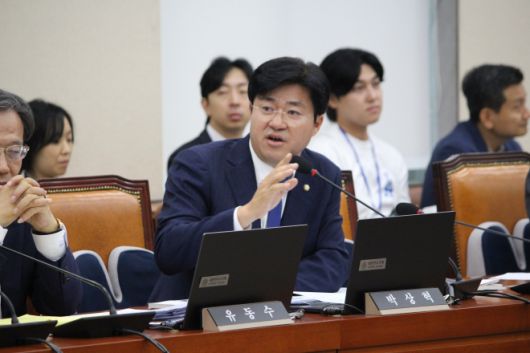 박상혁 더불어민주당 의원이 정무위원회에서 질의하는 모습. 박상혁 더불어민주당 의원실 제공