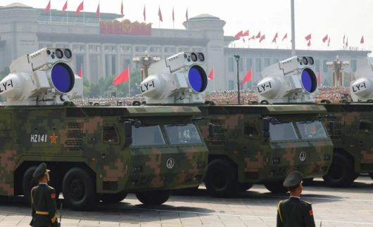 9월 중국 열병식에서 모습을 드러낸 중국의 고출력 레이저 무기 LY-1. 로이터 연합뉴스