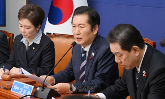 22일 정청래 더불어민주당대표가 국회에서 열린 최고위원회의에서 발언하고 있다.2025.12.22. 안주영 전문기자