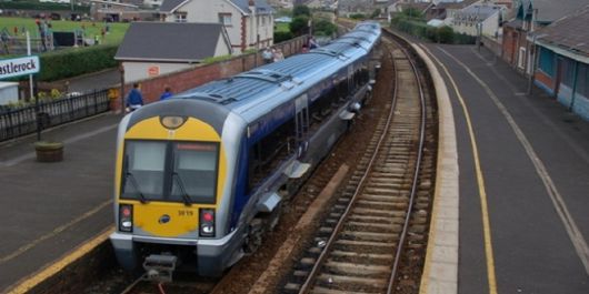 영국 철도는 민영화로 인해 잦은 안전사고 발생, 높은 운영 비용, 요금 인상, 서비스 질 저하 등 고질적 문제에 시달리고 있다. 대표적인 민영화 실패 사례로 거론된다. AP 제공