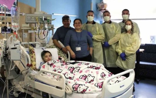 미국의 14세 소녀가 희귀 질환으로 인해 비정상적으로 커진 왼쪽 다리를 절단하는 대수술을 받은 사연이 전해졌다. ‘고펀드미’ 캡처