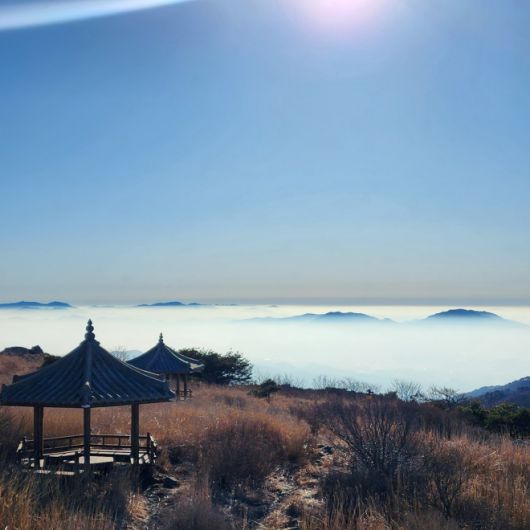 비슬산 정상에서 바라본 운해의 모습