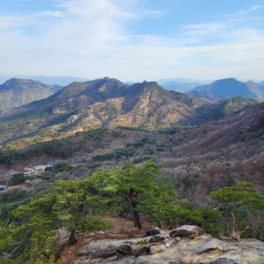 천태산에서 바라본 영국사와 풍경