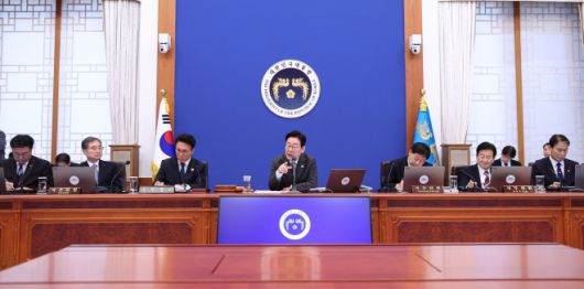 제2회 국무회의, 발언하는 이재명 대통령 - 이재명 대통령이 20일 청와대에서 열린 제2회 국무회의를 주재하고 있다. 2026.1.20 청와대통신사진기자단. 연합뉴스