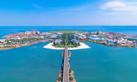 중국 하이난성 단저우 앞바다에 조성된 인공 군도 하이화다오(海花岛·오션 플라워 아일랜드) 프로젝트 조감도. ‘중국판 두바이’를 표방하며 대규모 관광·주거 단지로 개발이 추진됐으나, 현재는 상당 부분이 미완 상태로 남아 있다. 하이화다오 홈페이지