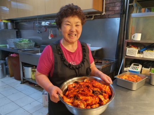 출처 생활의 달인​​​​​​​SBS '생활의 달인 - 은둔식달'... 총각김치 달인, 찹쌀떡 달인, 펜 돌리기 달인, 메밀국수 달인